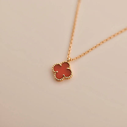 [Amore Jewelry]CLOVER MINI 9.5MM WHITE CARNELIANS NECKLACE