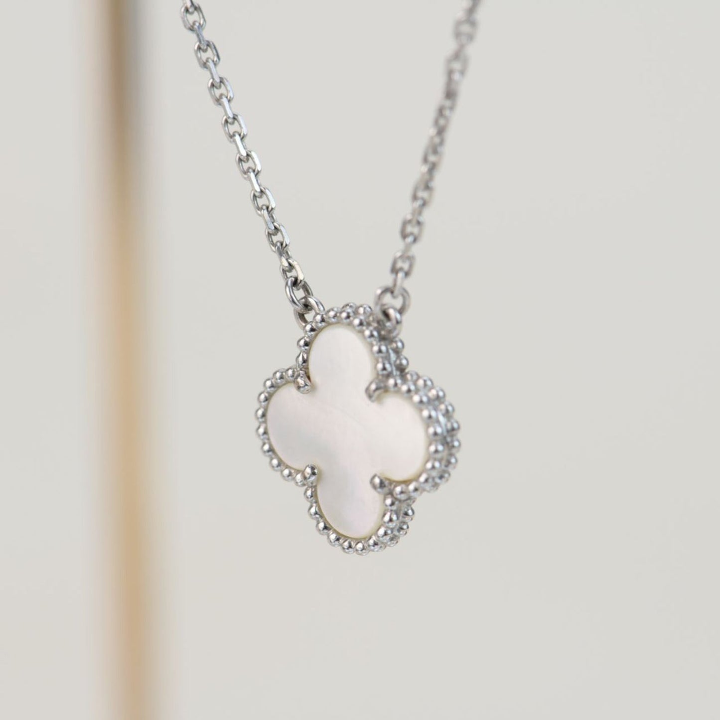 [Amore Jewelry]CLOVER  15MM WHITE MOTHER-OF-PEARL SILVER