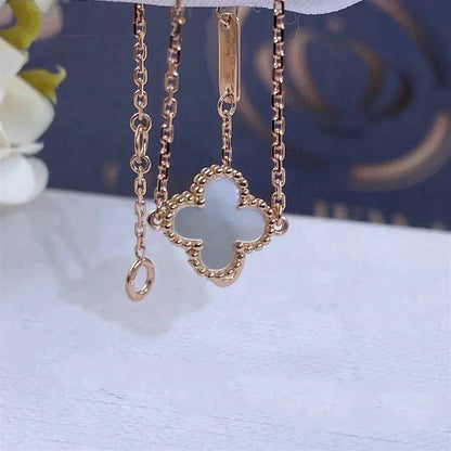 [Amore Jewelry]CLOVER WHITE MOP SINGLE FLOWER BRACELET