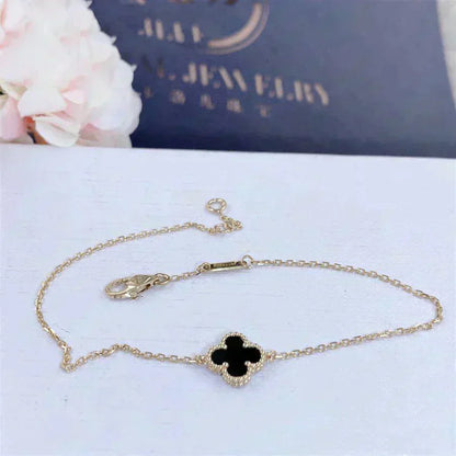 [Amore Jewelry]CLOVER ONYX SINGLE FLOWER BRACELET